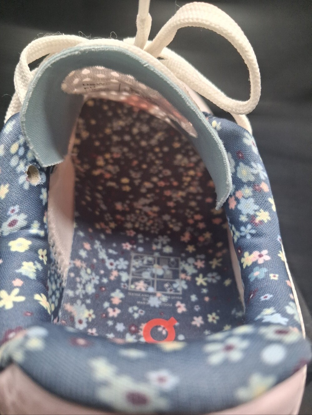 Free People On Running Cloudmonster Athletic Shoes in White and  Coral. - Picture 12 of 16
